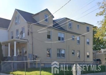 593 Penn Street - Photo 1
