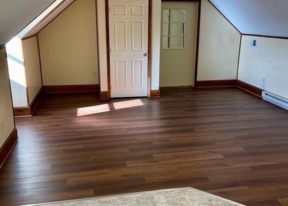 519 Winchester Avenue - Photo 1