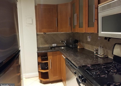 1011 Arlington Boulevard - Photo 1