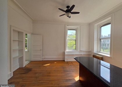 348 Green Lane - Photo 1