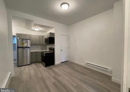 2731 N Darien Street - Photo 1