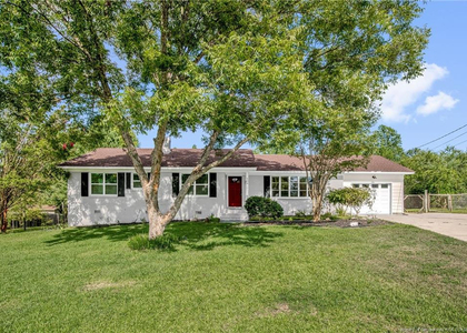 604 Roundtree Drive - Photo 1