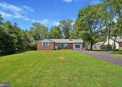 227 Fairhill Road - Photo 1