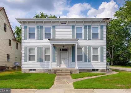 18 Main Street - Photo 1