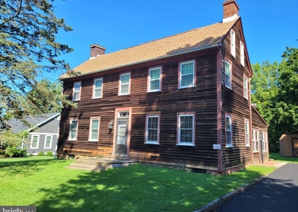 10 Spicer Street - Photo 1