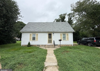 122 Princeton Avenue - Photo 1