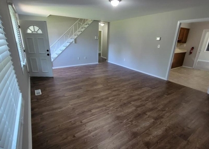7 Maymont Lane - Photo 1