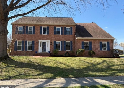 6111 Richmanor Terrace - Photo 1