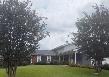 5319 Doris Drive - Photo 1