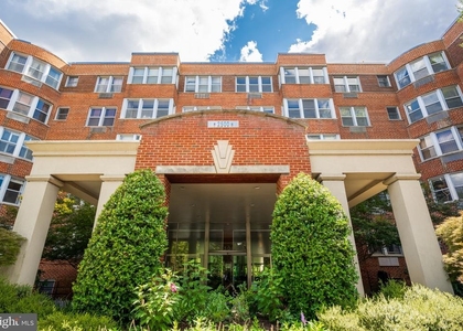 2500 Q Street Nw - Photo 1