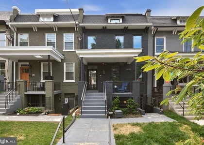 320 Webster Street Nw - Photo 1