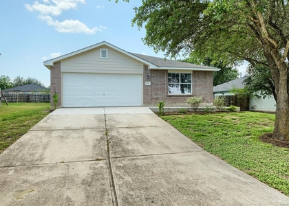 208 Buttercup Way - Photo 1