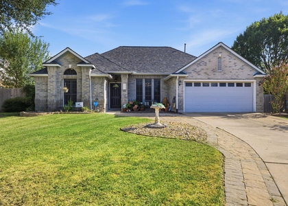 9005 Brimstone Ln - Photo 1