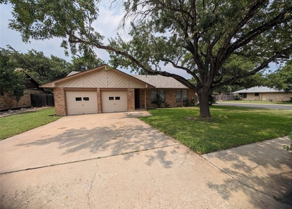 5614 Wagon Train Rd - Photo 1