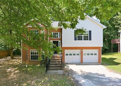 1311 Birch Court - Photo 1