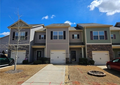 649 Oakside Place - Photo 1