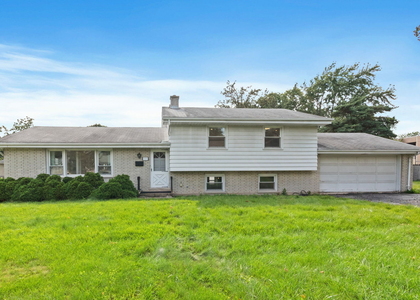 123 Ogden Avenue - Photo 1