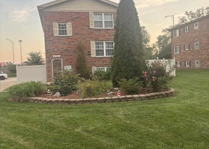 21w205 Tee Lane - Photo 1