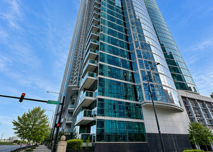 1201 S Prairie Avenue - Photo 1