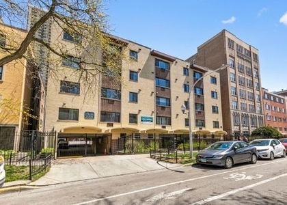 6001 N Kenmore Avenue - Photo 1