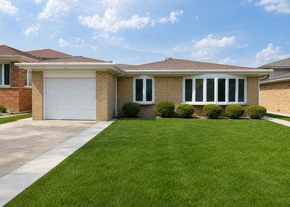 4262 W Pratt Avenue - Photo 1