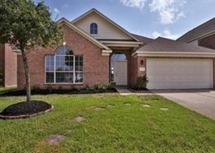 19115 Dawntreader Drive - Photo 1