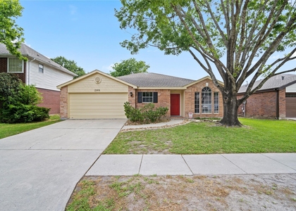 23418 Summer Pine Drive - Photo 1