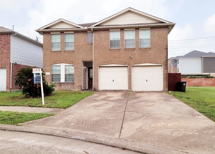 2751 Villa Del Street - Photo 1