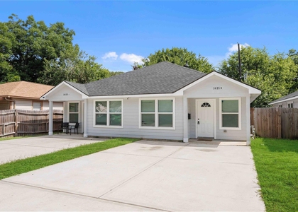 3425 Mount Pleasant Street - Photo 1