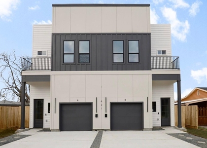 421 E 41st Street - Photo 1