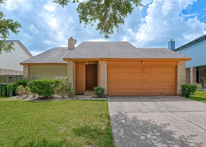 2102 Creekshire Drive - Photo 1