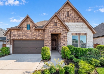 19914 Valentina Pointe Drive - Photo 1