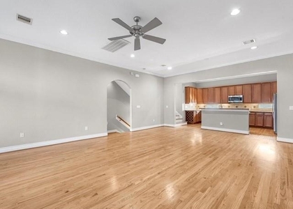 2505 Dallas - Photo 1