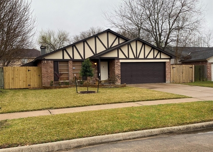 2015 Wigmaker Drive - Photo 1