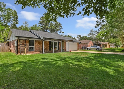 2543 Fountain View Street - Photo 1