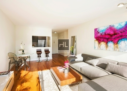 West 48th Street - Photo 1