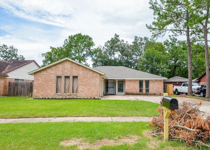 12266 Huntington Venture Drive - Photo 1