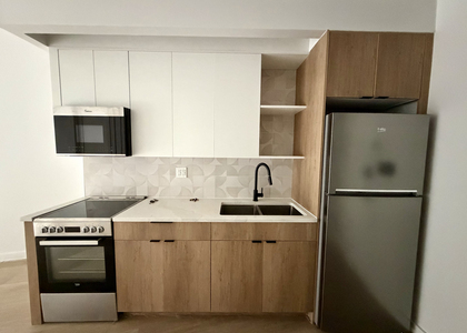 1615 Cedar Street - Photo 1