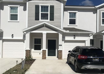 3007 Chantilly Drive - Photo 1