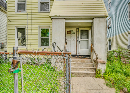 718 Winchester Avenue - Photo 1