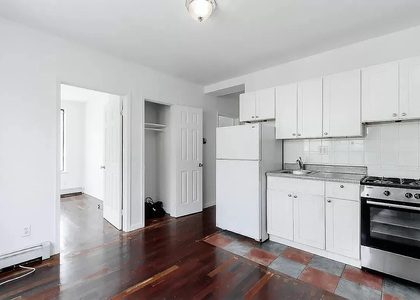 Lexington Avenue - Photo 1