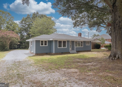 478 E Johnson Street - Photo 1