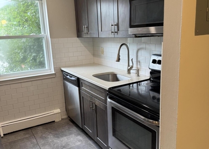 289 Main Street - Photo 1