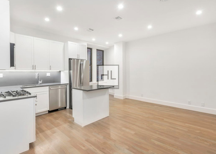 Madison Avenue - Photo 1