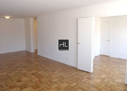 East 85th Street - Photo 1