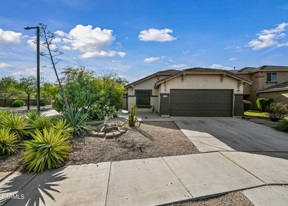15110 N 140th Avenue - Photo 1