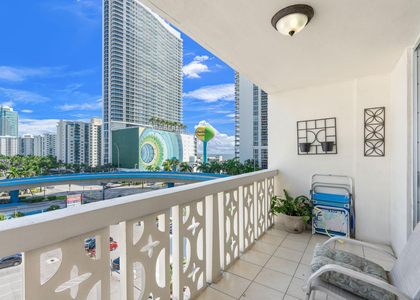1825 S Ocean Drive - Photo 1