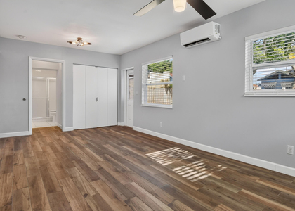 715 Green Street - Photo 1