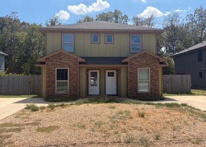 640-650 Sycamore Street - Photo 1