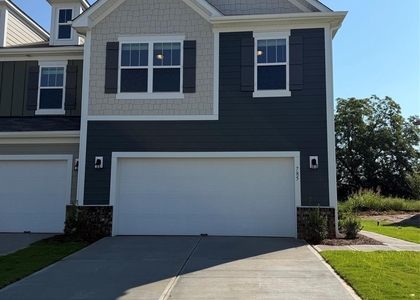 785 Kitfox Drive Nw - Photo 1